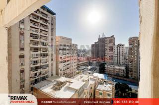 شقه مصيفيه بالعجمي علي البحر او باقرب منه