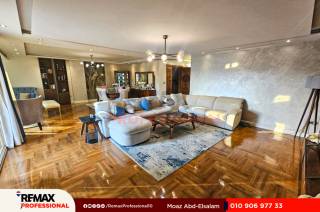 شقة للبيع 265 متر سموحة سوليك بيتك فى النادى