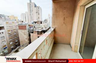 شقة للبيع 130 متر محرم بك خطوات من ش المنشا