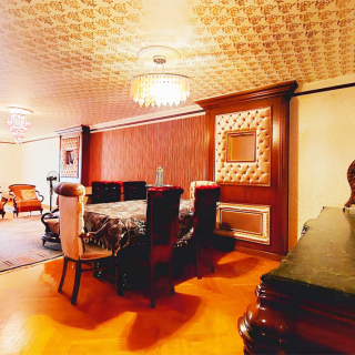 شقة للبيع 200 متر لوران ش محمد عز العرب