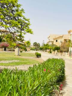 شاليه في قريه اللوتس استلام فوري بالفرش والاجهزه