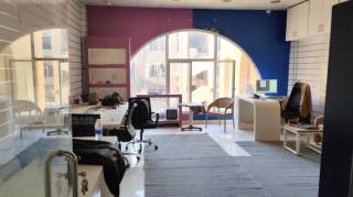 مكتب مفروش فخم 85م حدائق الاهرام منطقة ز 8000ج لق