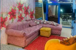 شقة للبيع 150 متر ميامى على البحر مباشرا