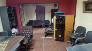 غرفة منفصلة 12م داخل مكتب فى ميدان الدقى 80م