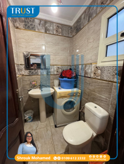 شقة 220م للبيع سموحة شارع فوزي معاذ