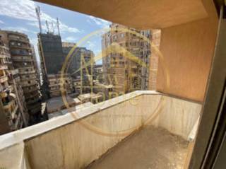 شقه ممتازه للتمليك السكني بلوران