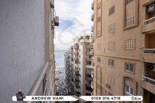 شقة للبيع 135 متر العصافرة بحري خطوات للبحر