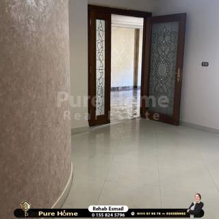 شقة للايجار سموحة توت عنخ امون مباشر