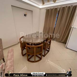 شقة للايجار المفروش سموحة امام جامعه فاروس