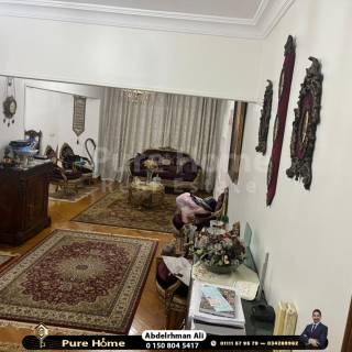 شقة للبيع بولكلى أمام كلية تربية رياضيه بنات