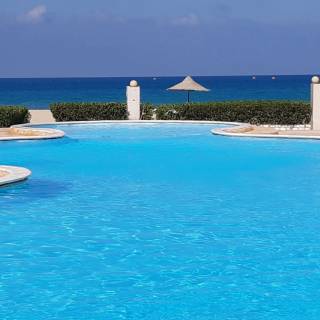 شاليه مميز للبيع في قرية LAVENTO عيون موسى