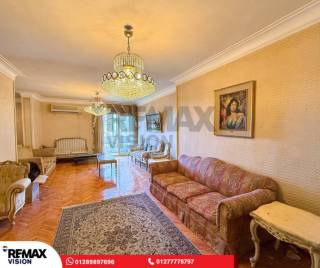 شقه للبيع 260 متر في لوران ترام مباشر