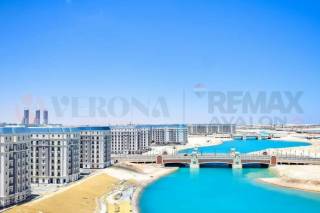 شقة للبيع الحي اللاتيني 107 م