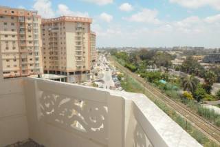 شقة للبيع 131 متر سموحة رويال بلازا