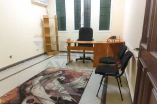 مقر ادارى للبيع 100 متر الشاطبى بجوار كليه الهندسه