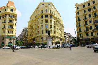 مطلوب محل أو دور ارضي بوسط القاهرة01002333702