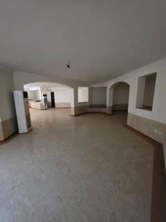 للشركات 300م بموقع مميز بجاردن سيتي 01002333702