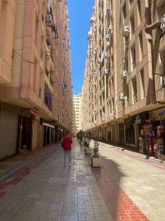 شقة فاخرة للبيع بسموحة سكاي لايم