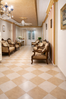 شقة للبيع بموقع متميز بمحرم بك شارع المحكمة