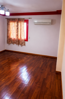 مقر إداري للإيجار بموقع متميز جدا بوسط البلد