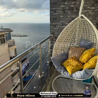 شقه للبيع 140 متر جليم خطوات من البحر