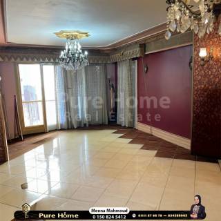 شقة للايجار المفروش155م بولكلي خطوات من ش ابو قير