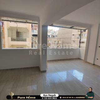 مقر إدارى للبيع لوران شارع أبوقير مباشرة