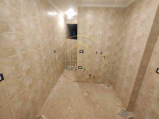 شقة للبيع 305 متر الابراهيمية متفرع من شارع لاجيتيه