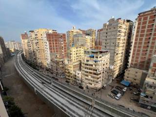 شقه للايجار بمنطقه لوران