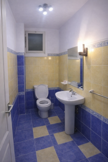 مكتب مفروش للايجار في المهندسين بالقرب من ش شهاب