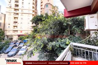 شقة للايجار 180 متر كليوباترا خطوات من الترام