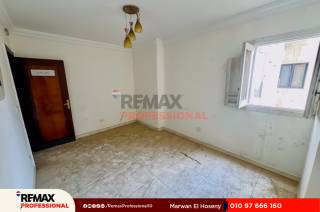 شقه للبيع 175 متر كليوباترا صف اول بحر