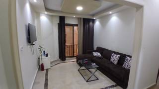 شقة ضخمة دور أول 210م من المالك على تاصيتين