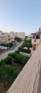 شقة بروف بالفرش للبيع بالساحل الشمالي