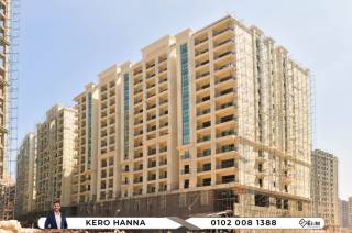 شقه للبيع 170 متر المندرة علي البحر مباشرة