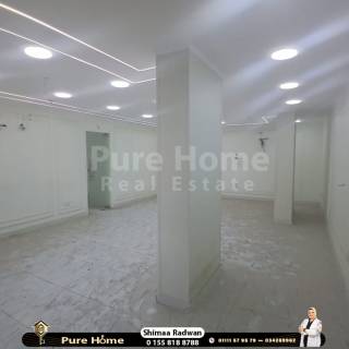 بمنطقه سموحه الاسكندريه معرض تجارى