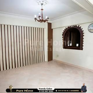 شقه للبيع 235متر سموحة كمال الدين صلاح