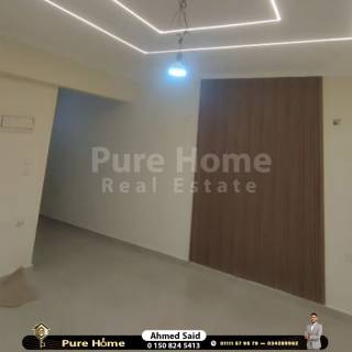 شقة للبيع 175 متر سموحة سكاي لاين