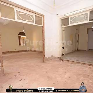 فرصة لبيع أو البدل نصف بيت بالاسكندرية خطوات من البحر