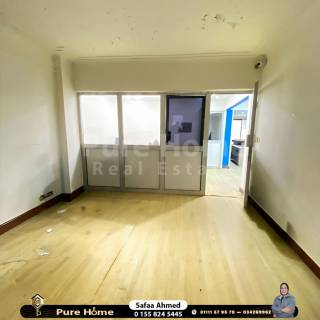 شقه دوبلكس للايجار 210 متر استانلي متفرع من البحر