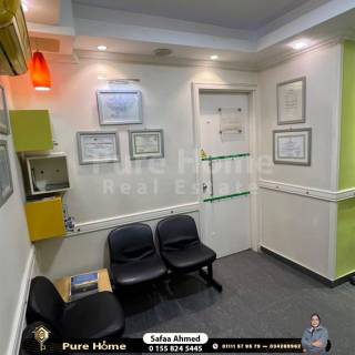 شقه للبيع 170 متر المندرة علي البحر مباشرة