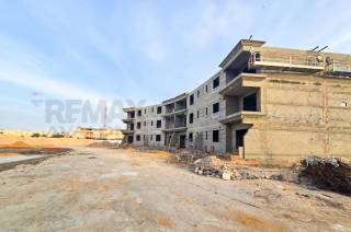 ب375000 ج فقط امتلك شاليه في قرية حورس