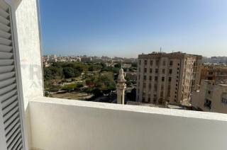 شقة للبيع 105 متر السيوف شارع مصطفي كامل