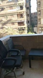 مكتب 350م دور اول للإيجار في المهندسين مكيف بالكامل