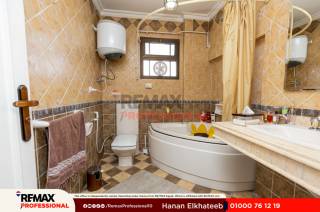 شقة للبيع 130 متر محرم بك خطوات من ش المنشا