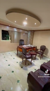 مكاتب إدارية علي النيل مباشرة للإيجار 450 متر للدو