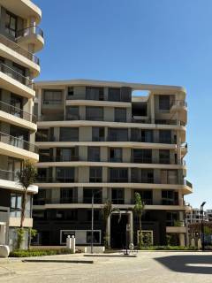 شقه للبيع 72 متر التجمع White Residence Compound