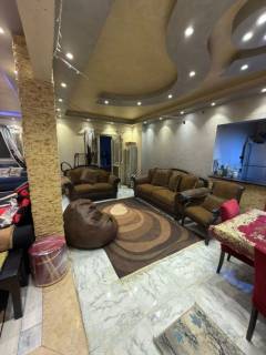 شقة بالقرب من كورنيش النيل بالعجوزة