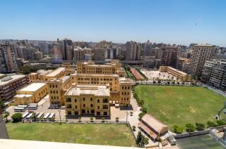 شقة 200 متر في لوران فيو بحر مباشر