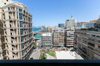 فرصة لبيع أو البدل نصف بيت بالاسكندرية خطوات من البحر